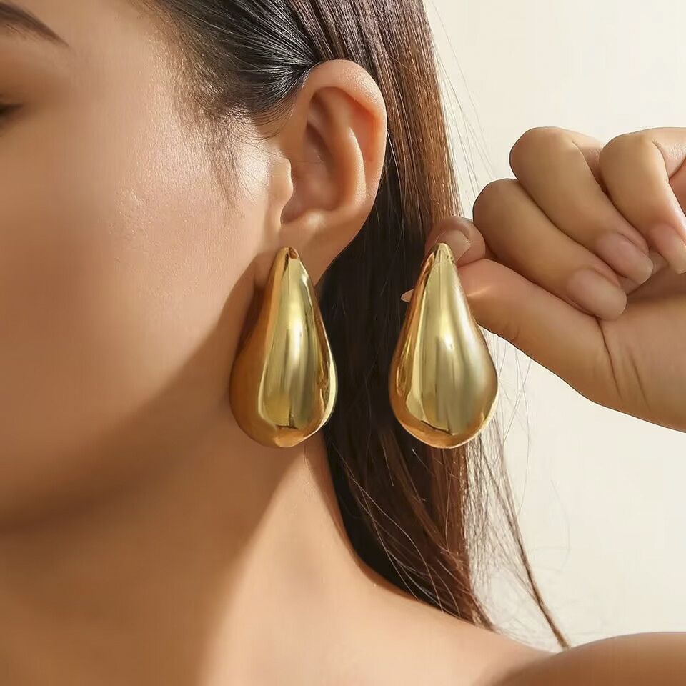 Maxi Drop Earrings