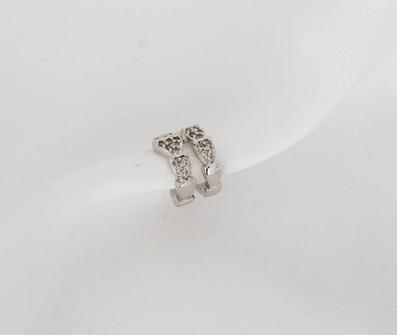 Sparkling Snake Pavé-Set Zirconia Cuff Non-Piercing Earring