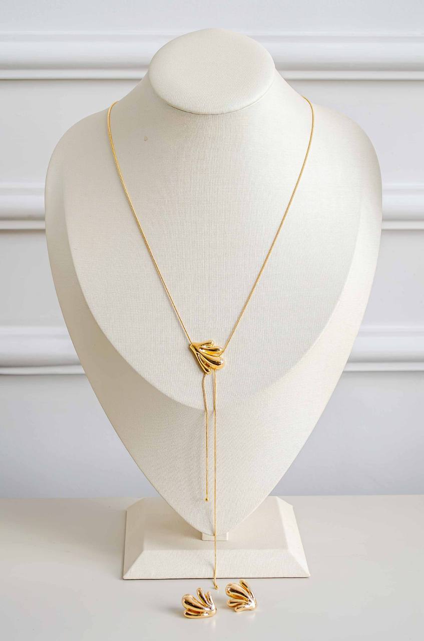 Gold Organic Shell Set Necklace & Stud Earrings